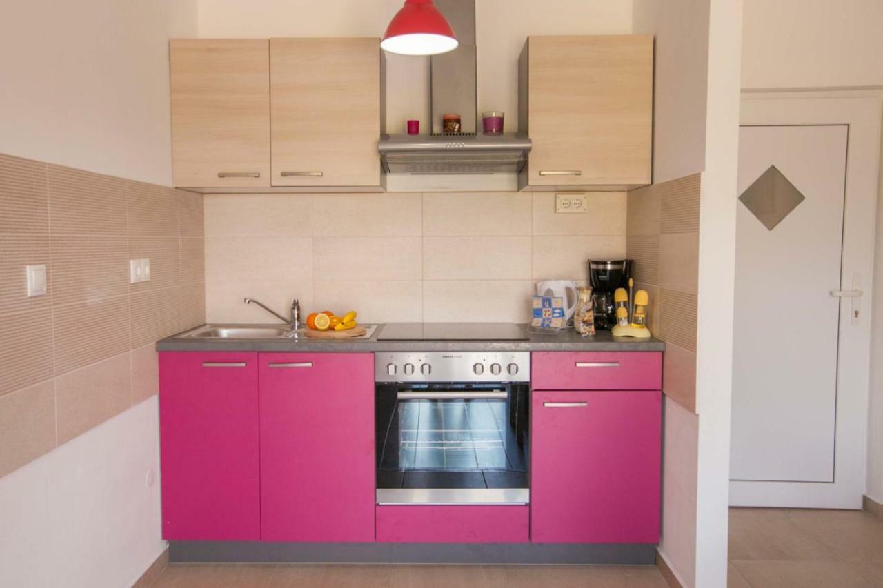 Apartman Zara Malinska Exterior foto